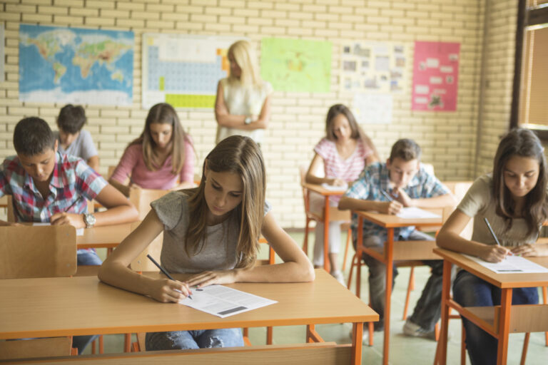 Cómo verificar si un título pedagógico está registrado en el MINEDU